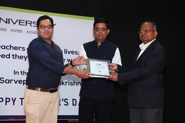 Dr. Gaurav Richhariya awarded with certificate of appreciation for “Excellence in research” 